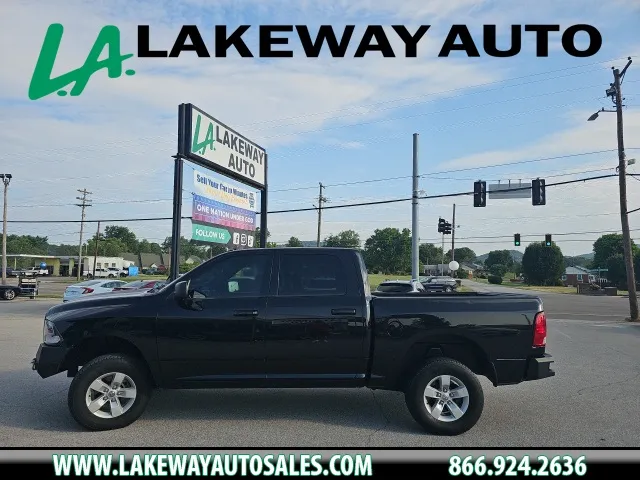 Black 2019 Ram 1500 Classic SLT for sale in Morristown, TN