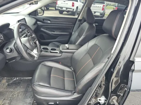 Photos of 2022 Nissan Altima 2.5 SR for sale in Morristown, TN at Lakeway Auto Sales