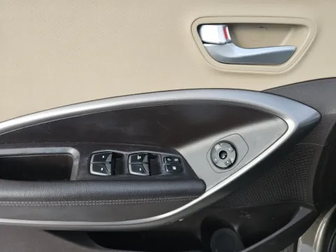 More photos of 2014 Hyundai Santa Fe Sport at Lakeway Auto Sales, TN