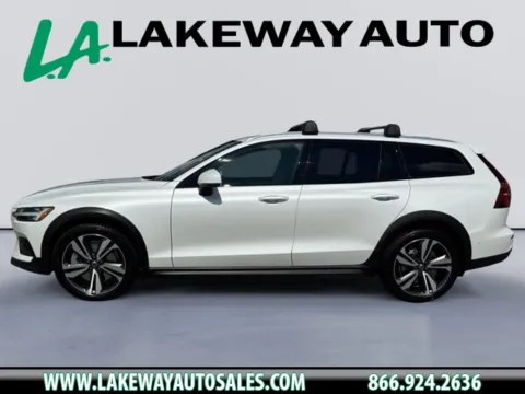 White 2023 Volvo V60 Cross Country B5 Plus for sale in Morristown, TN