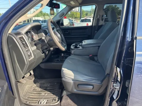 More photos of 2015 Ram 2500 Tradesman at Lakeway Auto Sales, TN