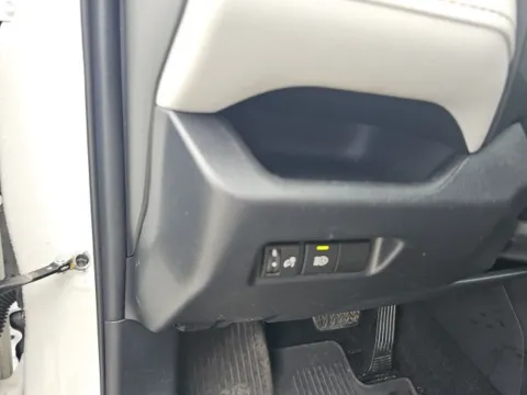 More photos of 2021 Toyota RAV4 XLE at Lakeway Auto Sales, TN