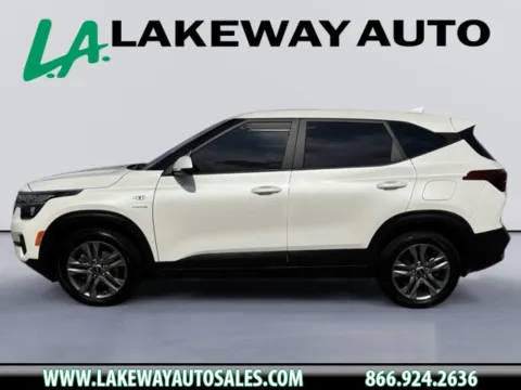 White 2023 Kia Seltos LX for sale in Morristown, TN