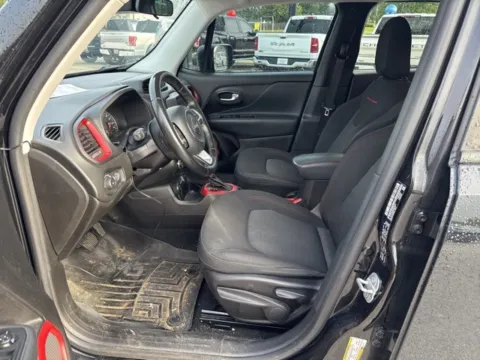 More photos of 2017 Jeep Renegade Trailhawk at Lakeway Auto Sales, TN