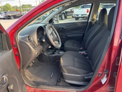 More photos of 2016 Nissan Versa 1.6 S Plus at Lakeway Auto Sales, TN