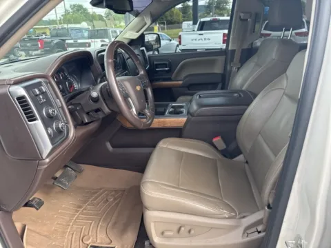 More photos of 2015 Chevrolet Silverado 1500 LTZ at Lakeway Auto Sales, TN