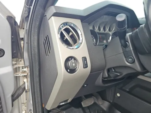 More photos of 2016 Ford F-350SD Lariat at Lakeway Auto Sales, TN