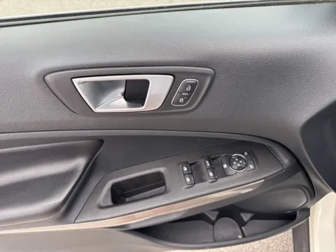 More photos of 2019 Ford EcoSport Titanium at Lakeway Auto Sales, TN