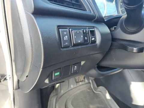 More photos of 2019 Nissan Sentra S at Lakeway Auto Sales, TN
