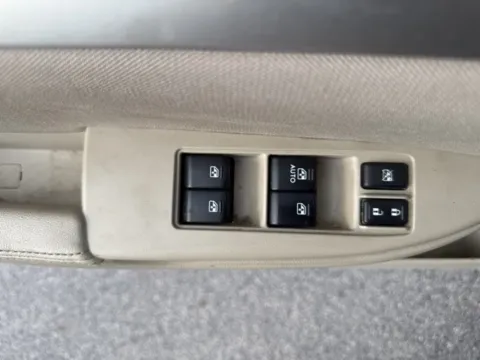 More photos of 2013 Subaru Outback 2.5i Premium at Lakeway Auto Sales, TN