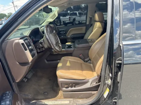 More photos of 2018 GMC Sierra 1500 Denali at Lakeway Auto Sales, TN