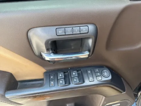 More photos of 2018 GMC Sierra 1500 Denali at Lakeway Auto Sales, TN