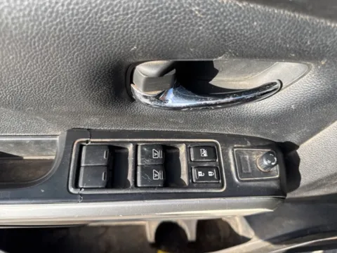 More photos of 2017 Nissan Titan SV at Lakeway Auto Sales, TN
