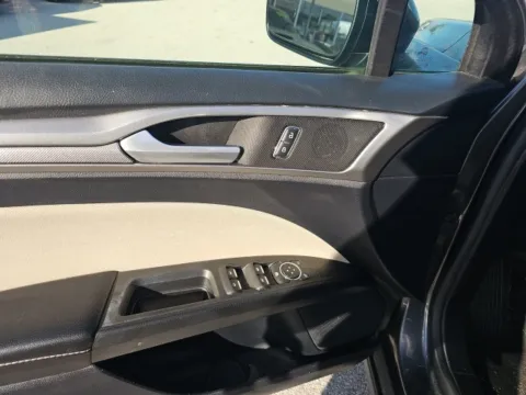 More photos of 2020 Ford Fusion S at Lakeway Auto Sales, TN