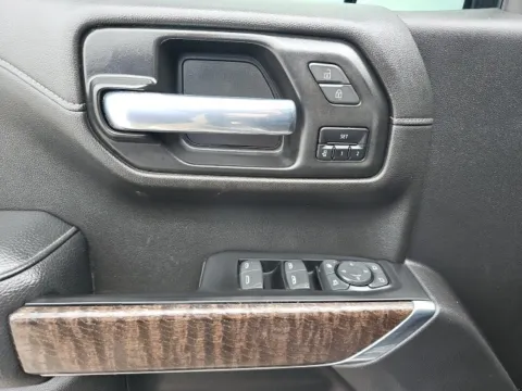 More photos of 2022 GMC Sierra 1500 Limited Denali at Lakeway Auto Sales, TN