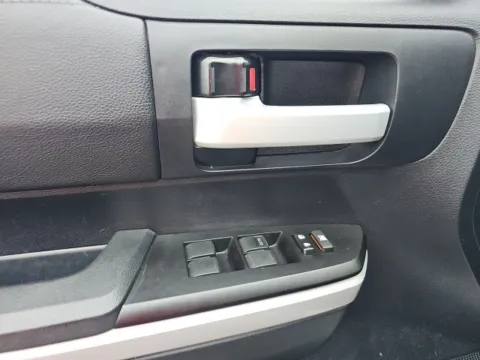 More photos of 2019 Toyota Tundra SR5 at Lakeway Auto Sales, TN