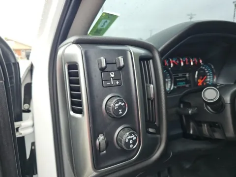 More photos of 2018 Chevrolet Silverado 1500 LT at Lakeway Auto Sales, TN