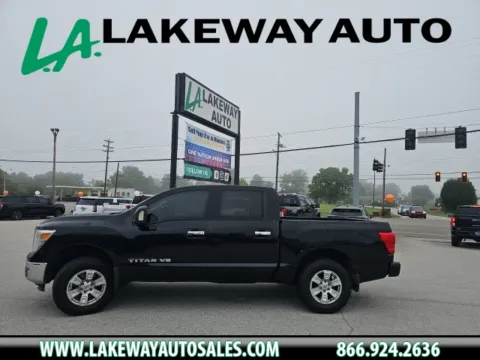 Black 2018 Nissan Titan SV for sale in Morristown, TN