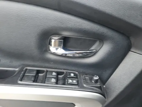 More photos of 2018 Nissan Titan SV at Lakeway Auto Sales, TN