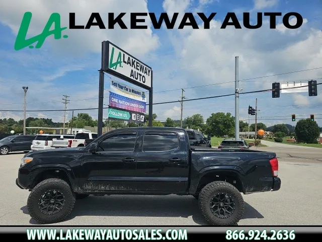 Black 2016 Toyota Tacoma SR for sale in Morristown, TN
