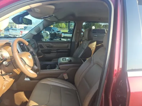 More photos of 2019 Ram 1500 Laramie Longhorn at Lakeway Auto Sales, TN