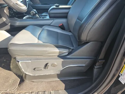 More photos of 2021 Ford F-150 Lariat at Lakeway Auto Sales, TN