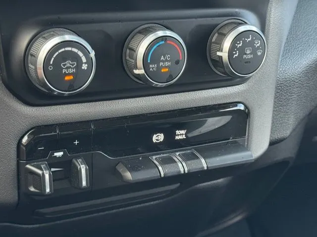 2019 RAM Ram 2500 Pickup Big Horn - Photo 13