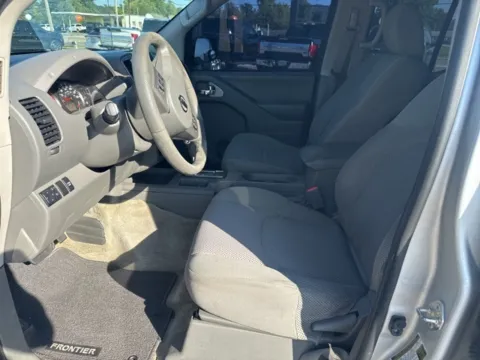 More photos of 2018 Nissan Frontier SV at Lakeway Auto Sales, TN