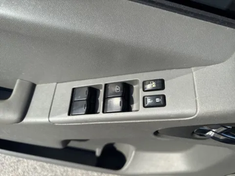 More photos of 2018 Nissan Frontier SV at Lakeway Auto Sales, TN