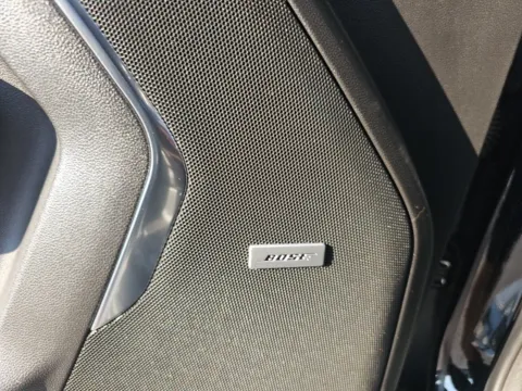 More photos of 2021 GMC Yukon XL SLT at Lakeway Auto Sales, TN