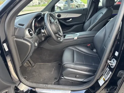 More photos of 2021 Mercedes-Benz GLC 300 at Lakeway Auto Sales, TN