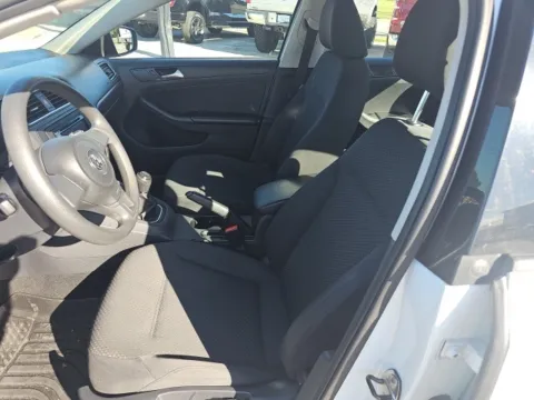 Photos of 2014 Volkswagen Jetta 2.0L Base for sale in Morristown, TN at Lakeway Auto Sales