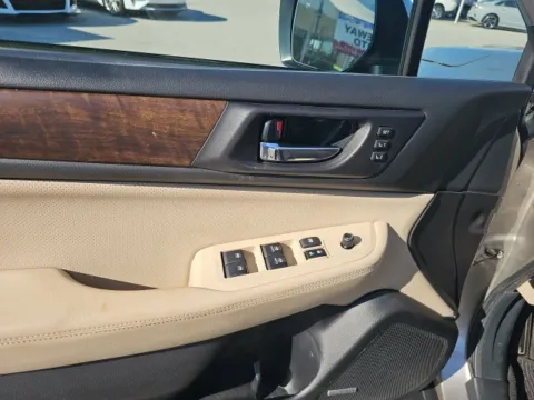 More photos of 2017 Subaru Outback 2.5i at Lakeway Auto Sales, TN