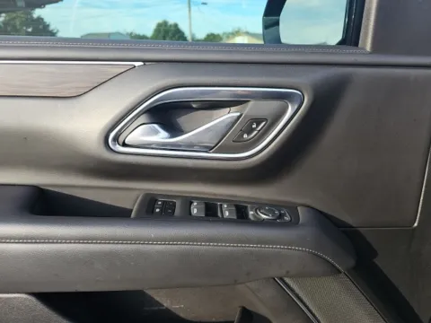 More photos of 2021 Chevrolet Tahoe Z71 at Lakeway Auto Sales, TN