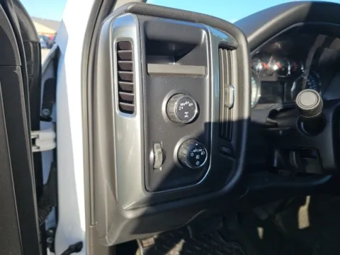 More photos of 2017 Chevrolet Silverado 1500 LT at Lakeway Auto Sales, TN