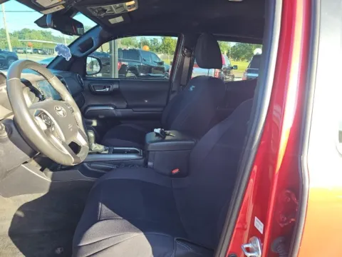 Photos of 2022 Toyota Tacoma TRD Off-Road for sale in Morristown, TN at Lakeway Auto Sales
