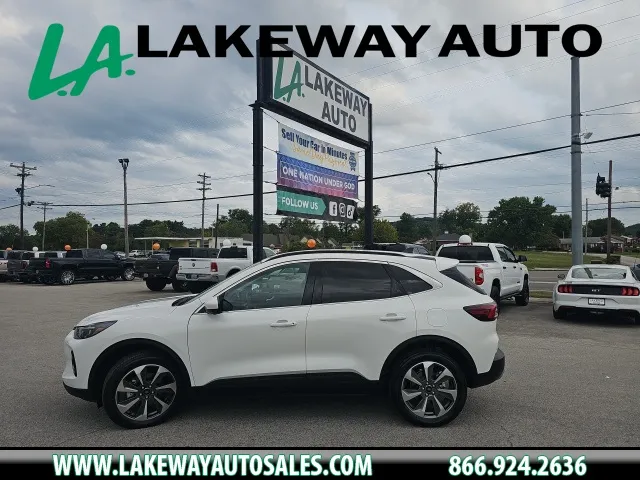 White 2023 Ford Escape Platinum for sale in Morristown, TN