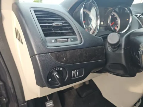 More photos of 2018 Dodge Grand Caravan SE at Lakeway Auto Sales, TN