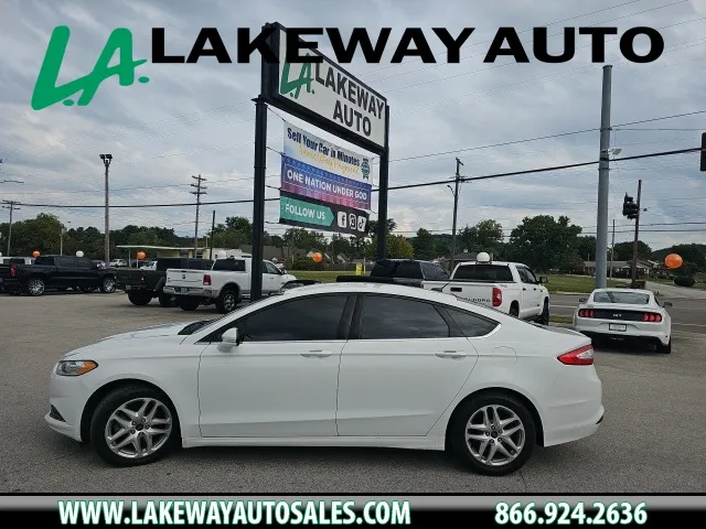 White 2015 Ford Fusion SE for sale in Morristown, TN
