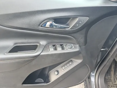 More photos of 2020 Chevrolet Equinox Premier at Lakeway Auto Sales, TN