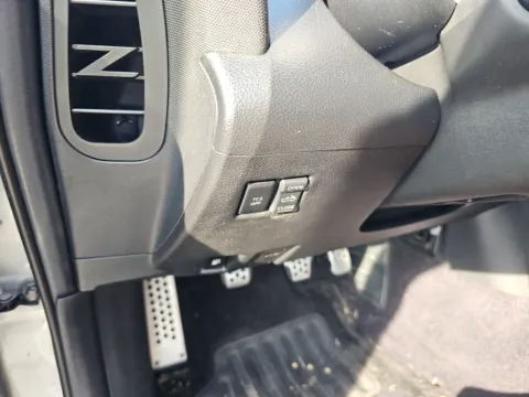 More photos of 2004 Nissan 350Z Touring at Lakeway Auto Sales, TN