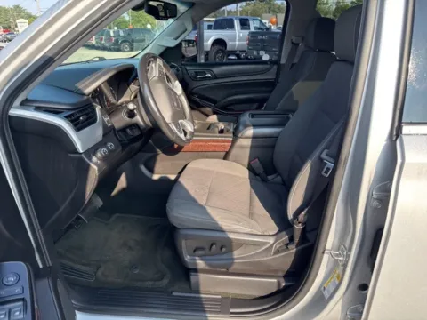 More photos of 2016 GMC Yukon SLE at Lakeway Auto Sales, TN