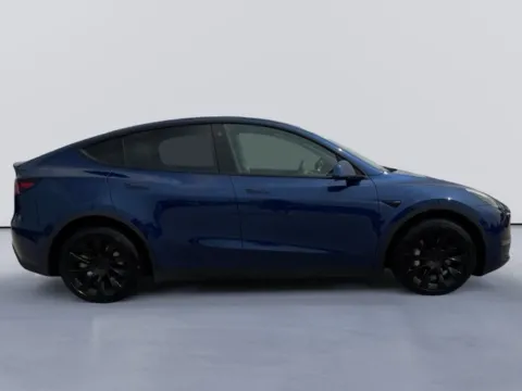 More photos of 2021 Tesla Model Y Long Range at Lakeway Auto Sales, TN