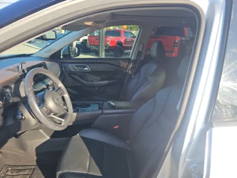 Photos of 2021 Nissan Rogue SL for sale in Morristown, TN at Lakeway Auto Sales