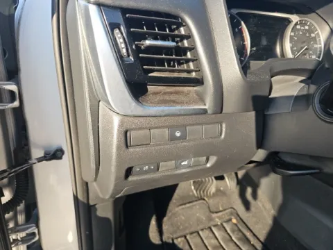 More photos of 2021 Nissan Rogue SL at Lakeway Auto Sales, TN