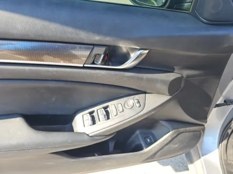 More photos of 2021 Honda Accord Sport Special Edition at Lakeway Auto Sales, TN