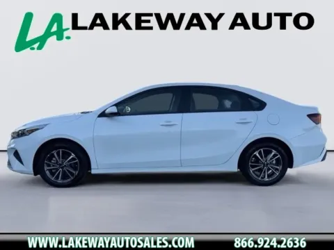 White 2024 Kia Forte LXS for sale in Morristown, TN