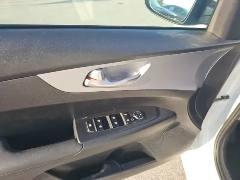 More photos of 2024 Kia Forte LXS at Lakeway Auto Sales, TN