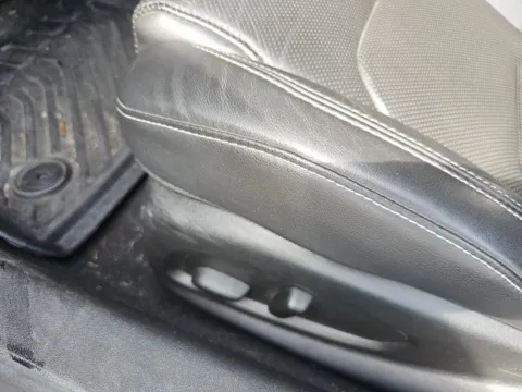 More photos of 2017 Chevrolet Camaro SS at Lakeway Auto Sales, TN
