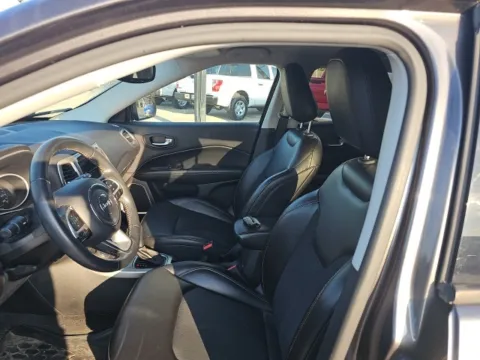 Photos of 2018 Jeep Compass Latitude for sale in Morristown, TN at Lakeway Auto Sales
